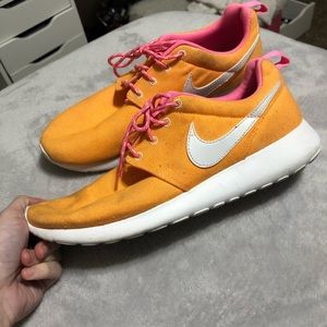 Nike Roshes